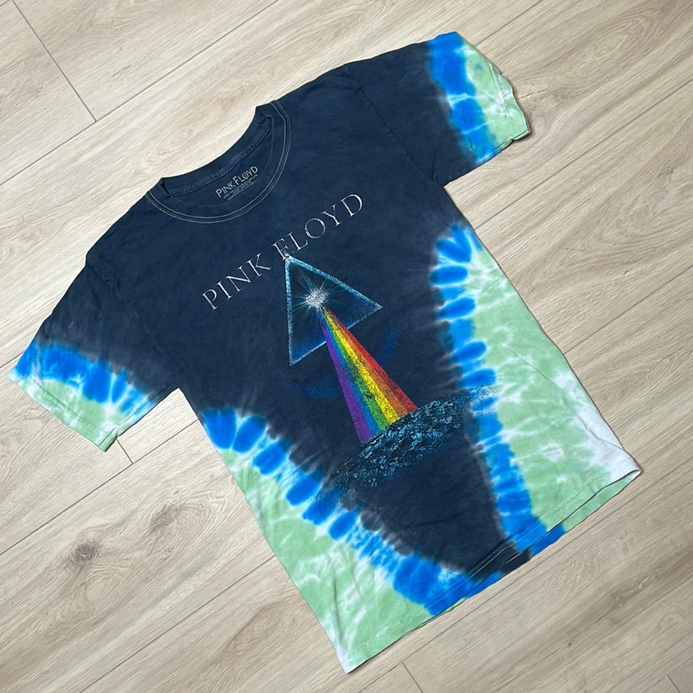 Pink Floyd World Tour 72 Mens Tye Die Graphic Tee